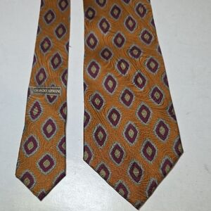 Giorgio Armani Men's Tie with Orange and Purple Diamond Pattern 100% Silk Italy